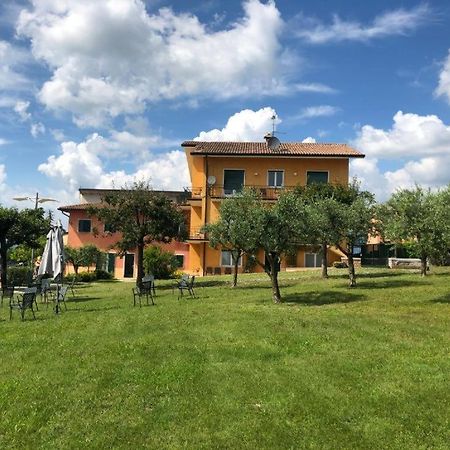 Nice Apartments Lake View & Free Parking Pastrengo Exterior photo